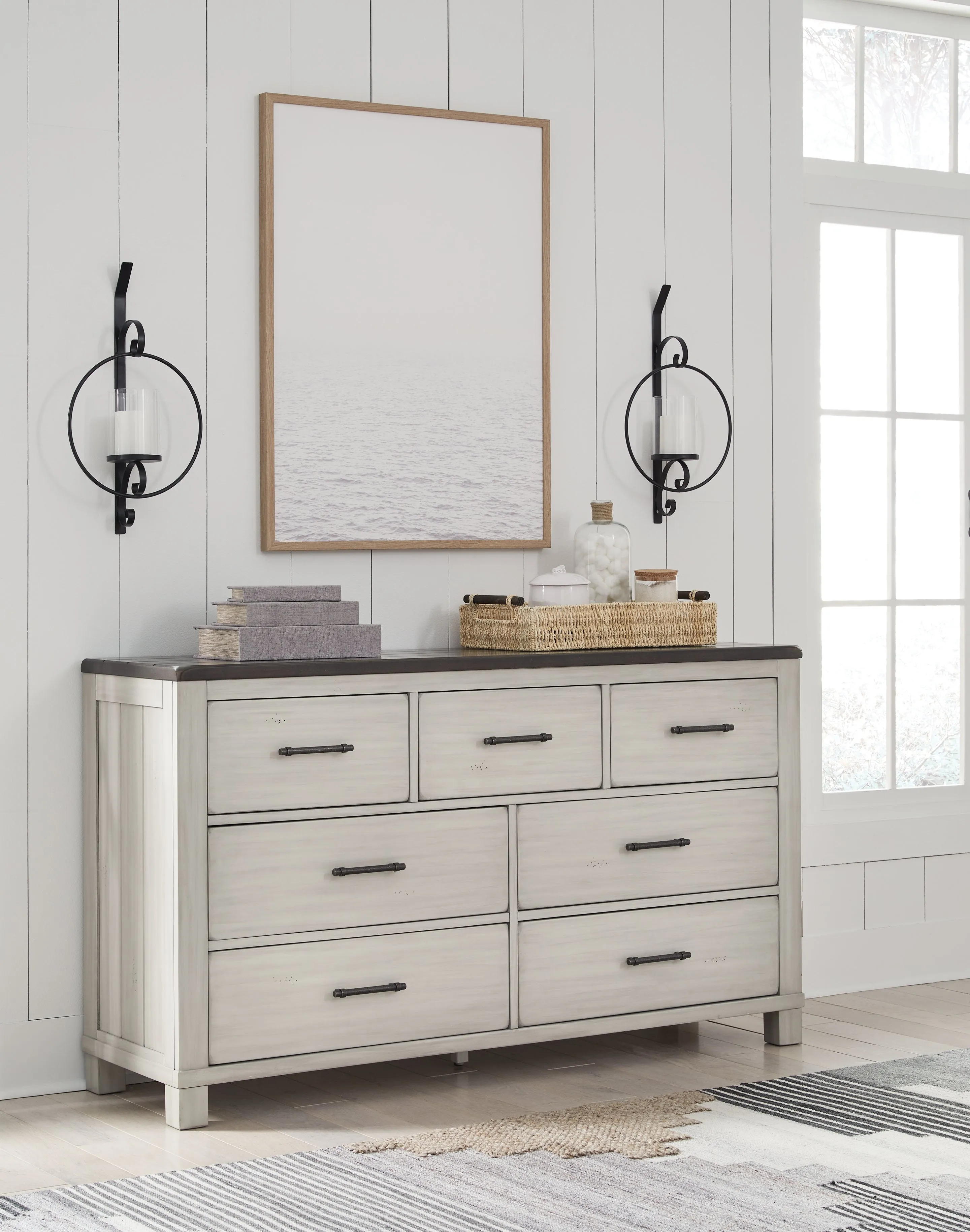 Darborn Queen Panel Bed with Dresser in Gray/Brown