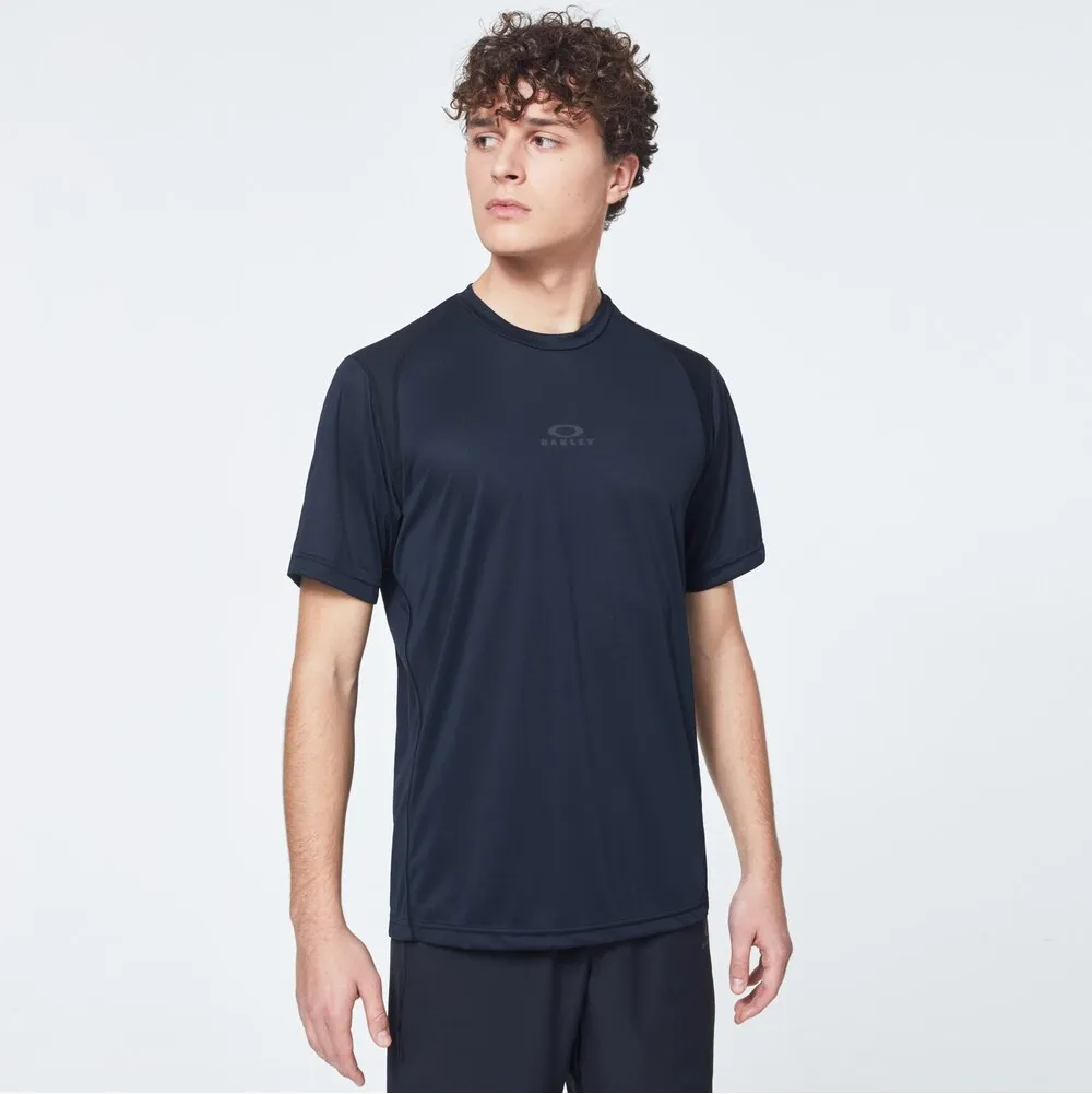 Oakley Men's Foundational Training Short Sleeves Tee - Blackout